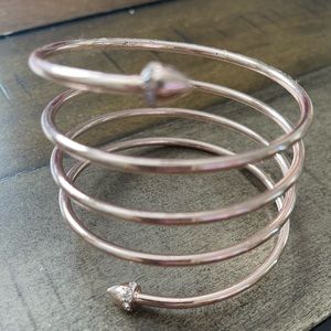Bracelet Rose Gold tone. Dillards